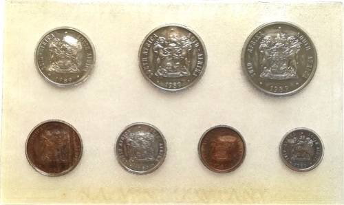 REPUBLIC 1989 COIN PACK S A M