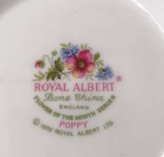 ROYAL ALBERT LARGE BIRTHDAY CUP AND SAUCER "AUGUST" POPPY CUP DIAMETER 110MM PLATE 165MM