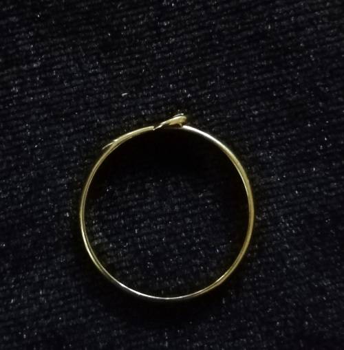 9CT GOLD BUCKLE  RING TOTAL WEIGHT 1.8 GRAMS SIZE M1/2