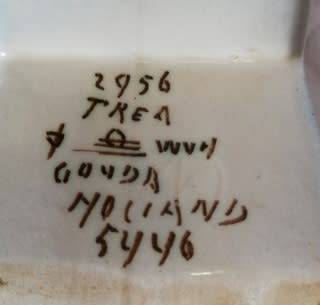 PAIR GOUDA HOLLAND CLOGS 2956 TREA 5446 180X50X70MM