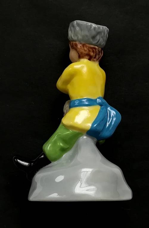 WADE CHILDREN OF THE WORLD NO.6 "COSSACK BOY"  LIMITED 300 **EXCELLENT**