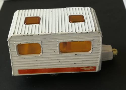 MATCHBOX SUPERFAST NO.31 CARAVAN 1977