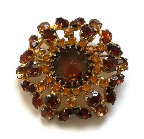 VINTAGE BROOCH 40 X 40MM