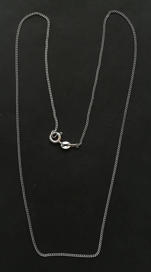 ITALY STERLING SILVER NECKLACE 450MM 2 GRAMS