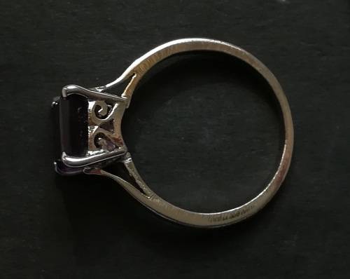 STERLING SILVER AND AMETHYST  RING 3 GRAMS SIZE O  STONE 6X6MM