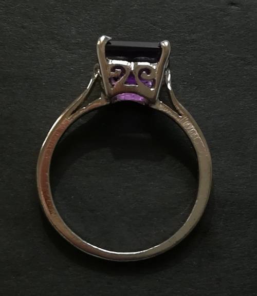 STERLING SILVER AND AMETHYST  RING 3 GRAMS SIZE O  STONE 6X6MM