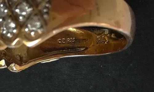 STERLING SILVER AND ZIRCONIA RING - GOLD PLATED **SIZE R** 4.6 GRAMS