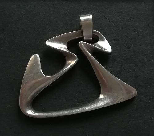 LARGE GEORG JENSEN STERLING SILVER PENDANT NO.125 DENMARK 30 X 38MM