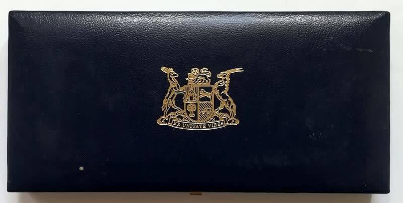 REPUBLIC 1984 S A M SHORT PROOF SET - SILVER RAND