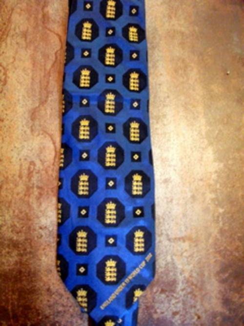 CRICKET TIE - ENGLAND UNDER 19 WORLD CUP 2002
