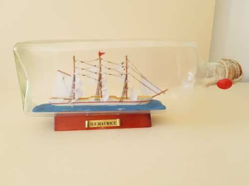 Ile Maurice Ship In A Bottle