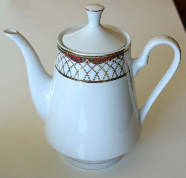 Royal Windsor coffee / tea pot