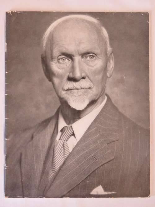 Salute to a great South African  - Jan Christiaan Smuts October 1950 - Magazine