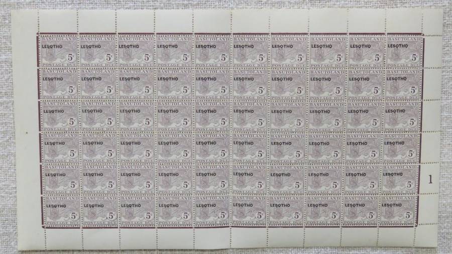 Block of 60 unmounted mint postage duo stamps 5 cent - Full page
