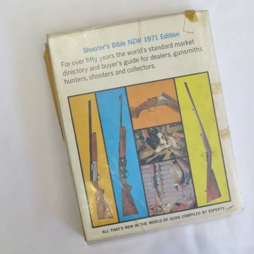 1971 Edition Shooter`s Bible No.62