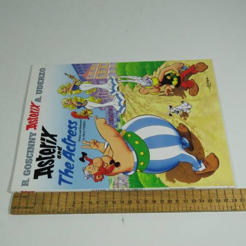 Asterix and the Actress - Volume 31 by Rene Goscinny