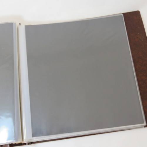Banknote/document/FDC album with space for 58 X large items
