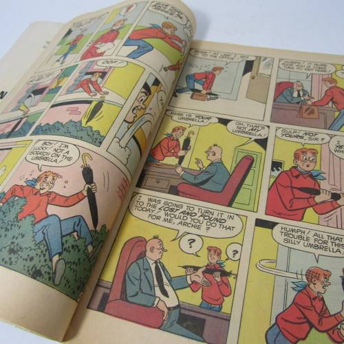 Archie`s Series - Archie and Me - No 32