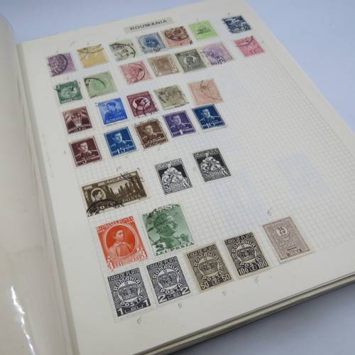 Stamp album with over 1600 old stamps - Given as birthday present in 1941