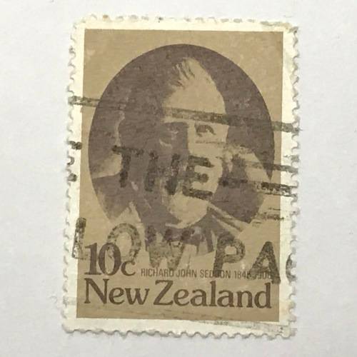 Collection of New Zealand Lot of Unresearched stamps