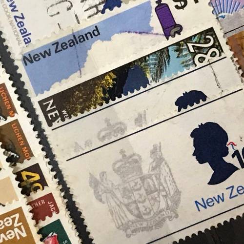 Collection of New Zealand Lot of Unresearched stamps