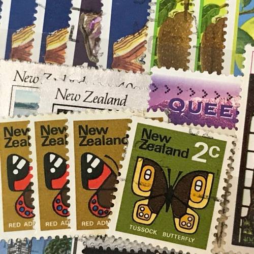 Collection of New Zealand Lot of Unresearched stamps