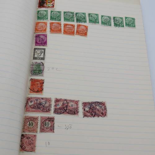 Germany Deutsches Reich book with over 550 stamps