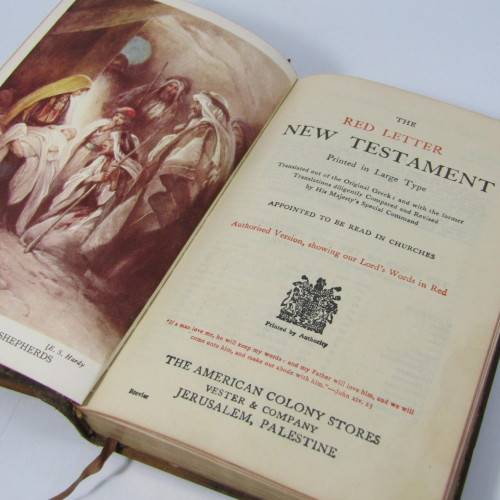 The Red Letter New Testament Bible with olive wood cover