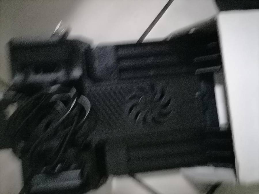 LIQUIDATION ITEM*R30 FREIGHTBULK LOT*EXT CORD ,LAMIATOR,KEYBRDS,MOUSE,XBOX CHARGE STATION,CONTROLER