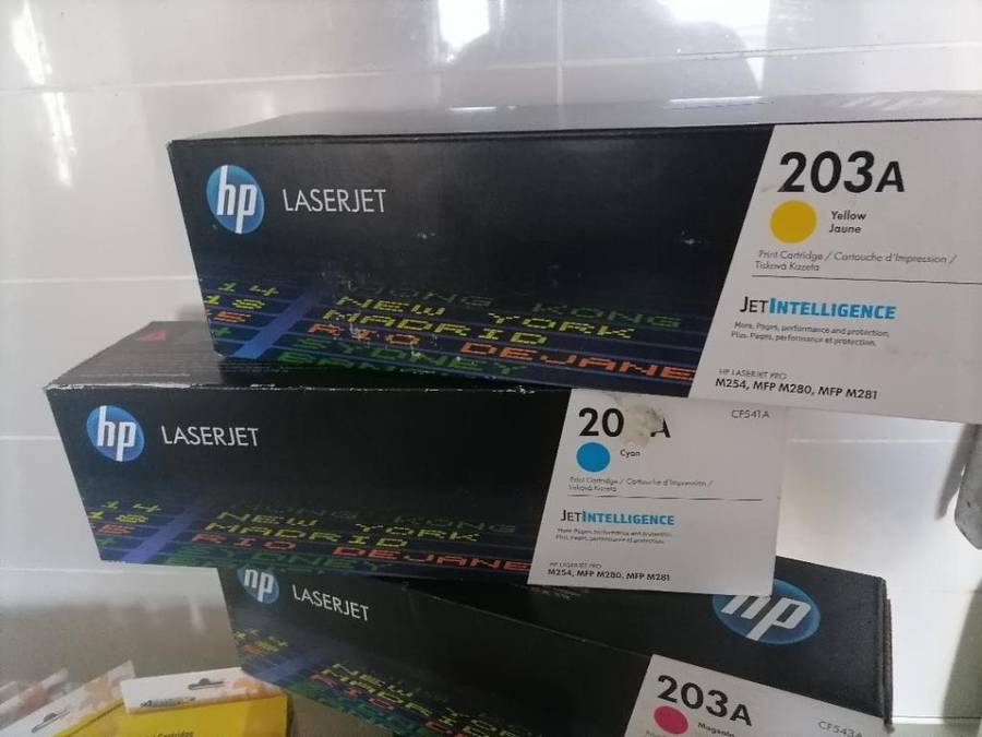 *FESTIVE DEALS*R30 FREIGHT FOR THE LOT*LOT OF BRAND NEW INK CARTRIDGES AND TONERS*