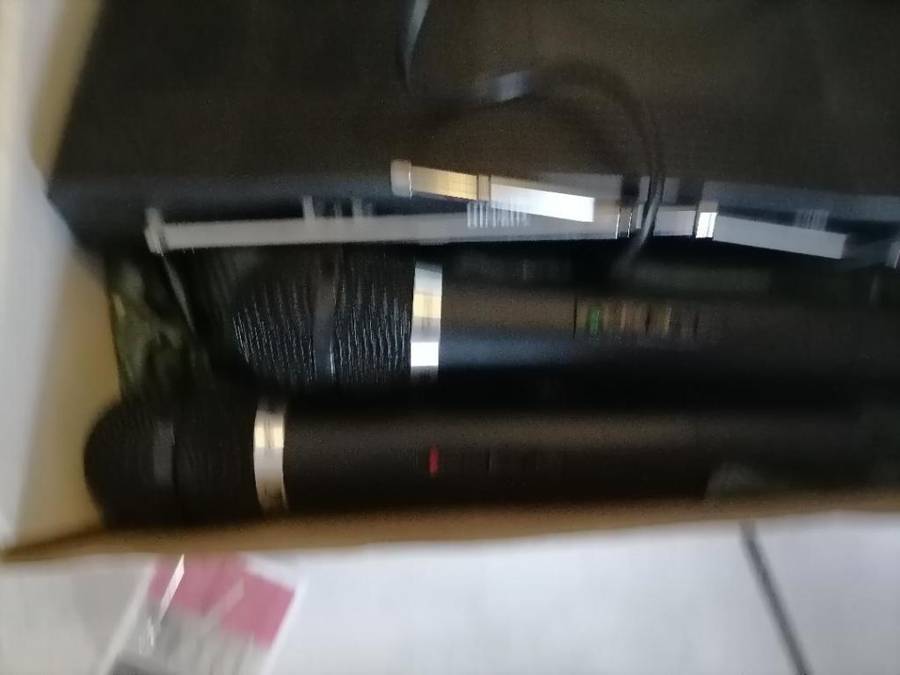 *YEAR END CLEARANCE*R30 FREIGHT FOR THE LOT**LOT OF UNTESTED ELECTRNICS***
