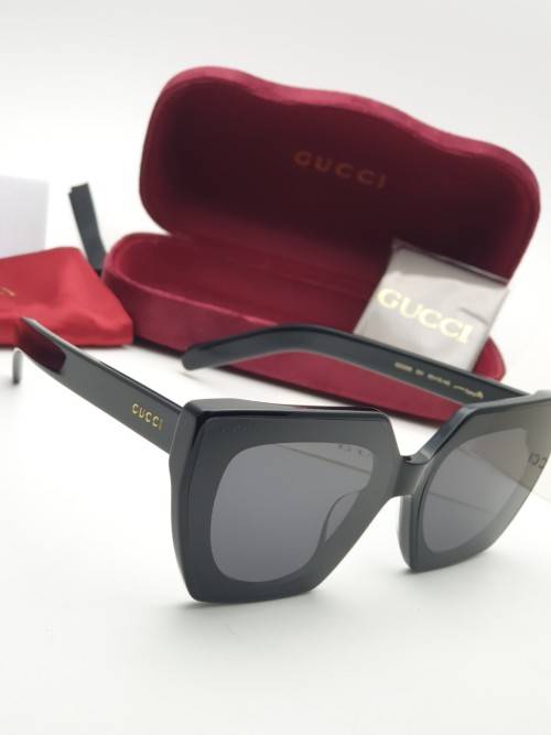 BRAND NEW GUCCI DESIGNER SUNGLASSES FOR SALE