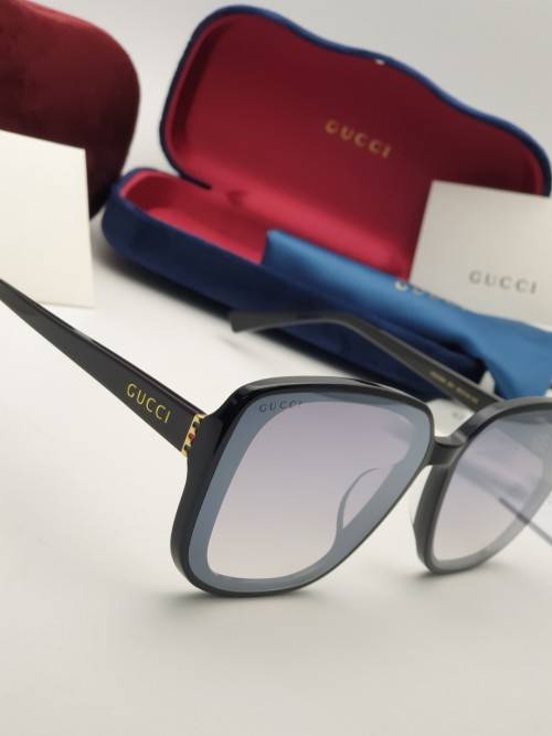 BRAND NEW GUcci DESIGNER SUNGLASSES FOR SALE