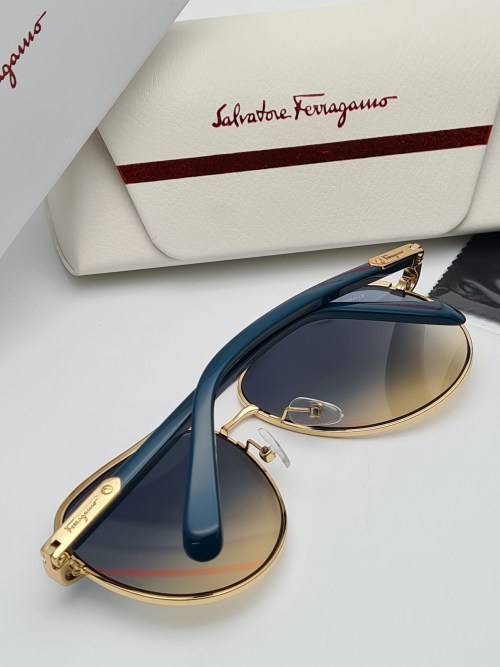 BRAND NEW SALVATORE FERRAGAMO DESIGNER SUNGLASSES FOR SALE