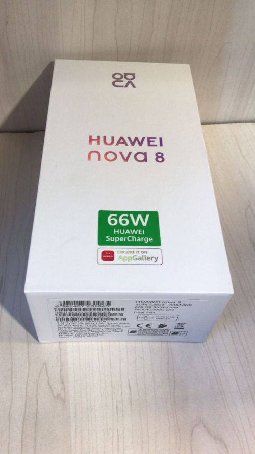 HUAWEI NOVA 8