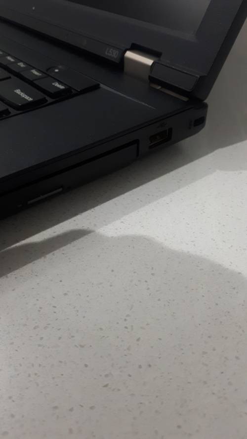 Lenovo i3 8GB