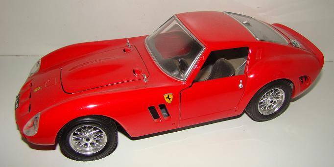 Ferrari GTO 1962   1/18