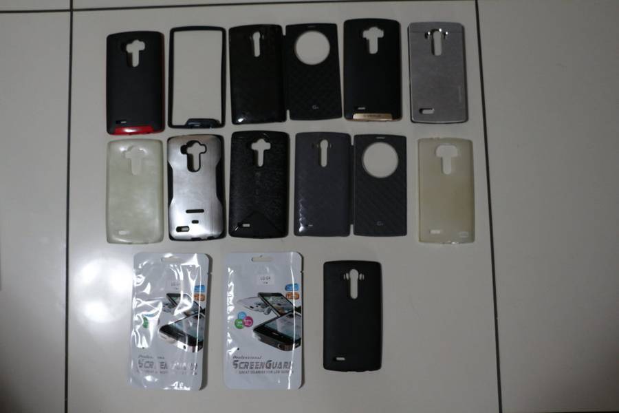 *COMBO DEAL* LG G4 SMARTPHONE *EXTRA BATTERY* *EXTRA CASES* NO RESERVE