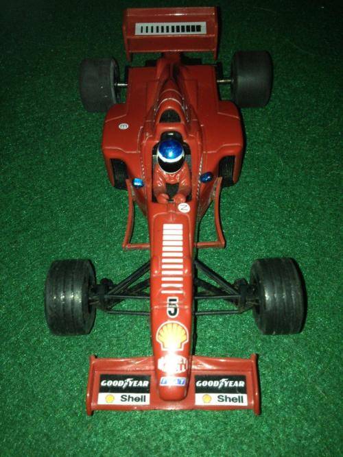 Ninco - Ferrari F1 Body + Chassis - Spares or Repair or Scenery - 1:32 Scale