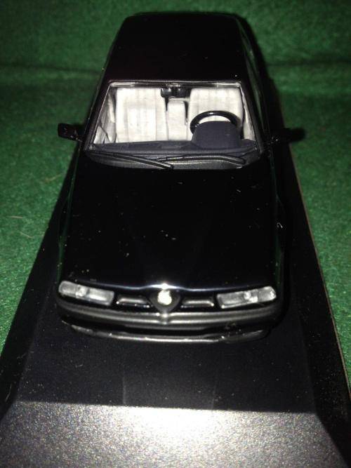 MiniChamps - Alfa Romeo 155 Saloon - Black (NOS)