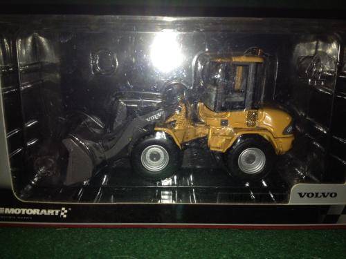 Motorart - Volvo - L35B 1:50 Scale (NOS)