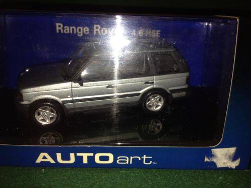 Auto art - Range Rover 4.6 HSE Silver 1:43 Scale