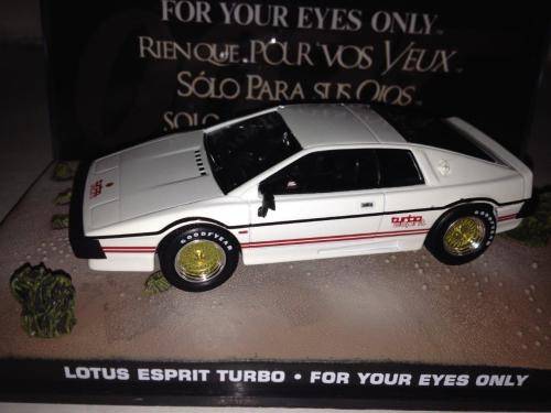 Lotus Espirit Turbo - For Your Eyes Only - James Bond Car Collection no68 1:43 Scale Die Cast