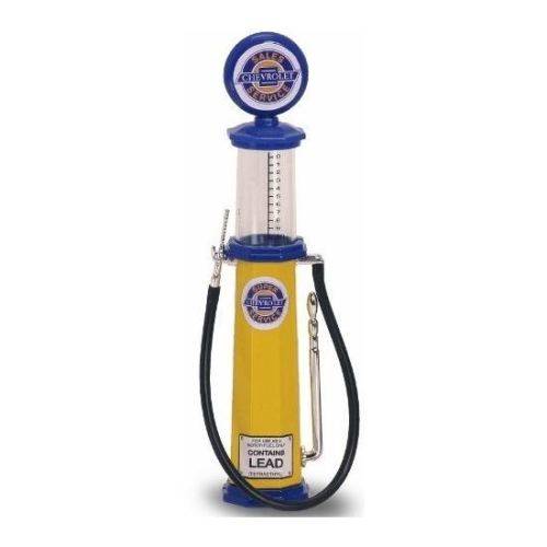 Road Signature - Sales Chevrolet Service Gas Pump Replica 1:18 Scale