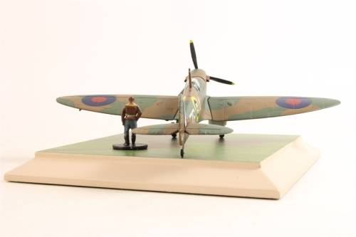 Corgi - Supermarine Spitfire Mk1 - Raf FLT LT Adolf "Sailor" Malan