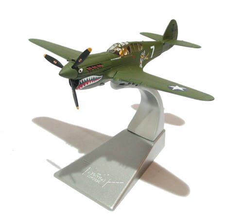 Corgi -- P-40E Warhawk - War In The Pacific The Aviation Archive