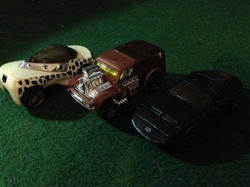Hotwheels - Lot no11 of 3 Cars