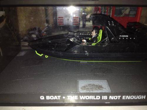 Q Boat  - World is not enough - James Bond Car Collection 1:43 Scale Die Cast