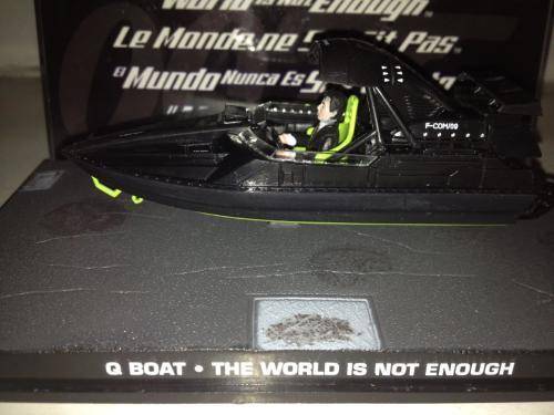 Q Boat  - World is not enough - James Bond Car Collection 1:43 Scale Die Cast