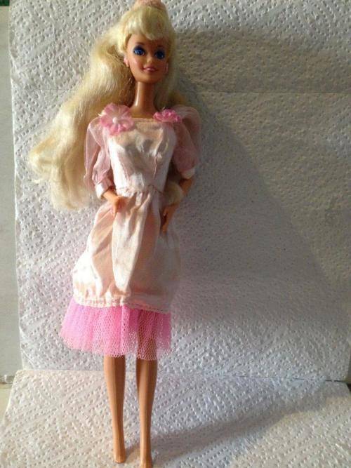 Barbie Mattel Doll 1975